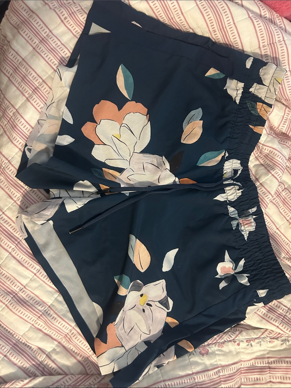 Athleta Navy Floral Drawstring Lounge Shorts